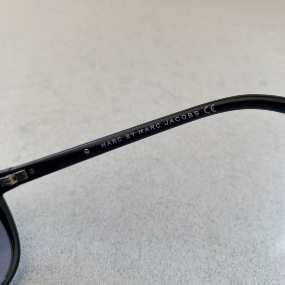 Marc Jacobs sunglasses - Picture 3 of 6